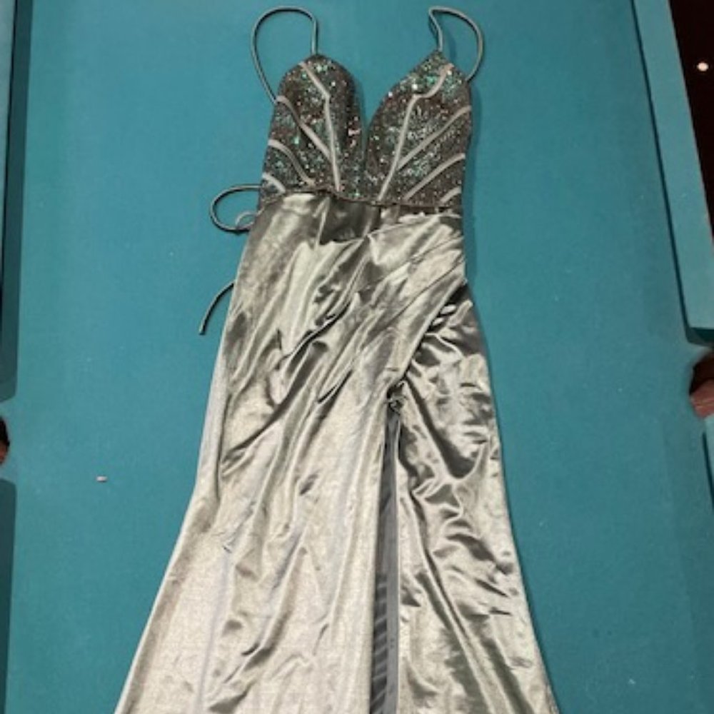 Camille La Vie Prom Dress Emerald Green
